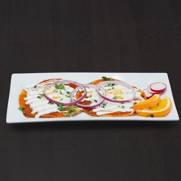 HUEVOS RANCHEROS (Eggs Ranchero style)
