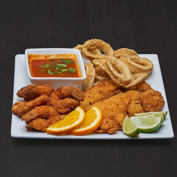 COMBINACIÓN DE MARISCOS EMPANIZADOS