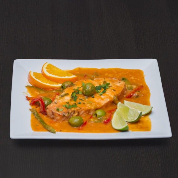 SALMÓN A LA VERACRUZANA